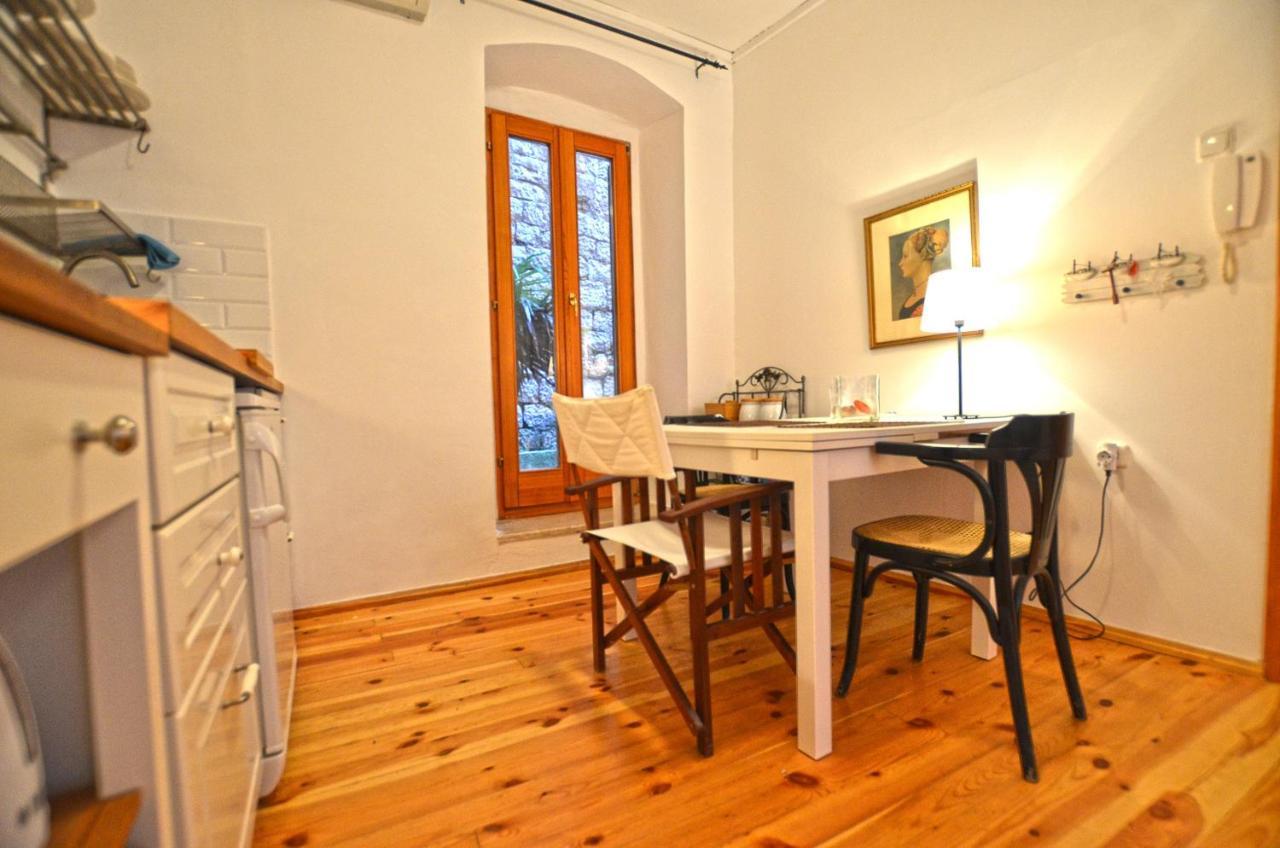 Leko Old Town Apartment 로비니 외부 사진