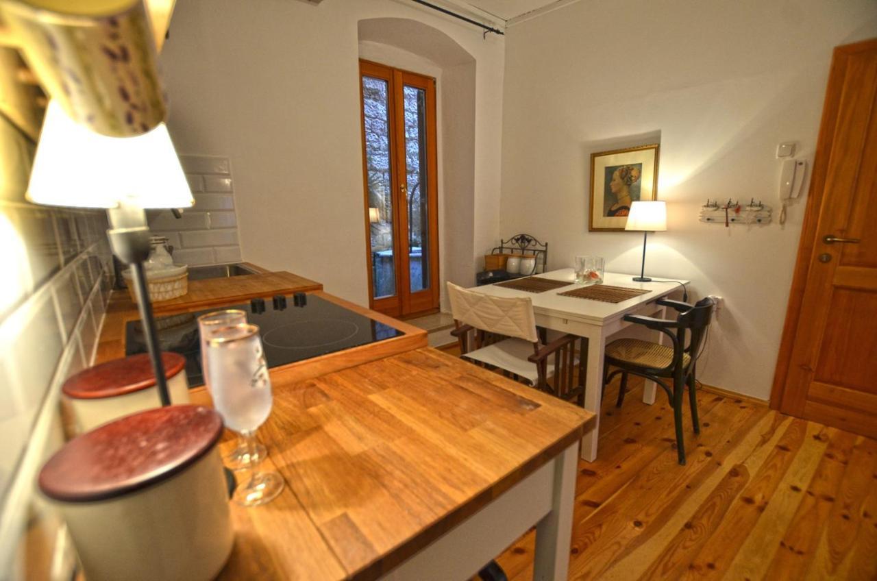 Leko Old Town Apartment 로비니 외부 사진
